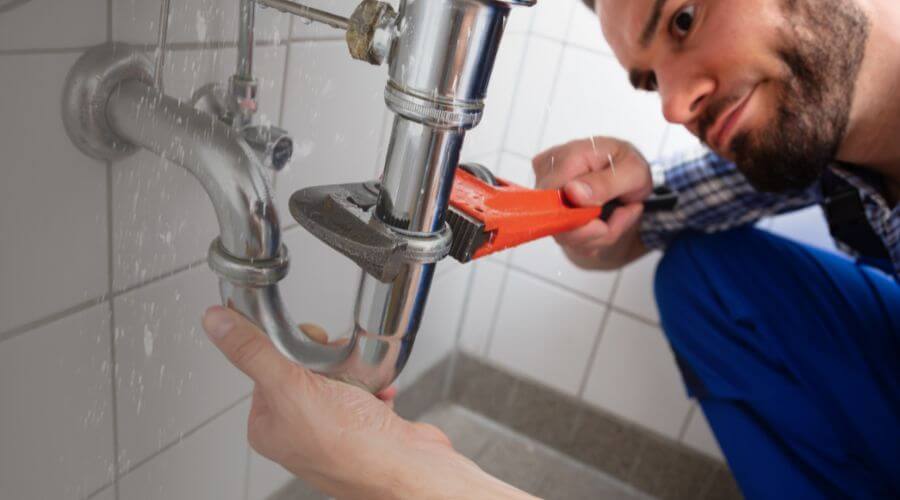Professional same day plumber services in Benton, IA